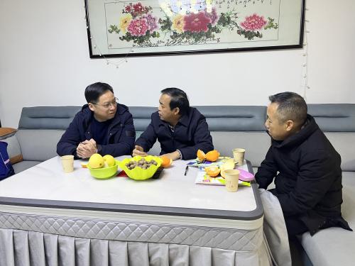 真情关怀送祝福 走访慰问暖人心 ——杏盛娱乐开展春节前走访慰问活动