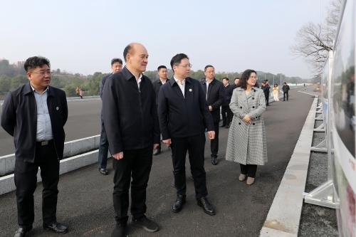 刘越高：大力推动高等教育高质量发展👱‍♂️，为加快推进区域中心化进程提供智力和人才保障