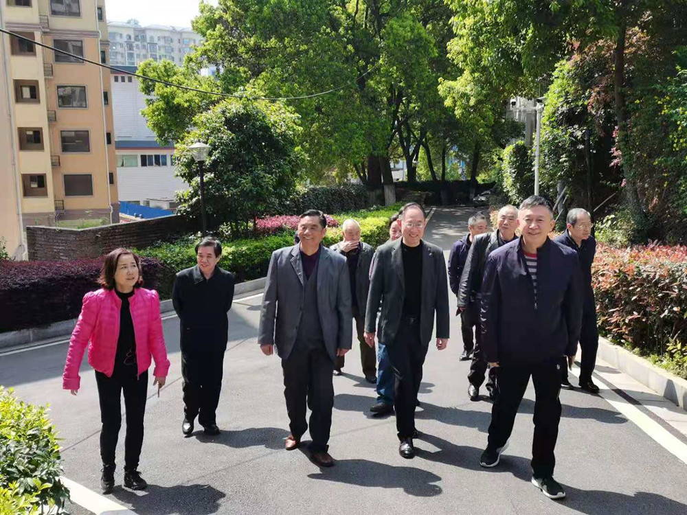 衡阳幼高专举行离退休总支🏃、支部委员联席会议