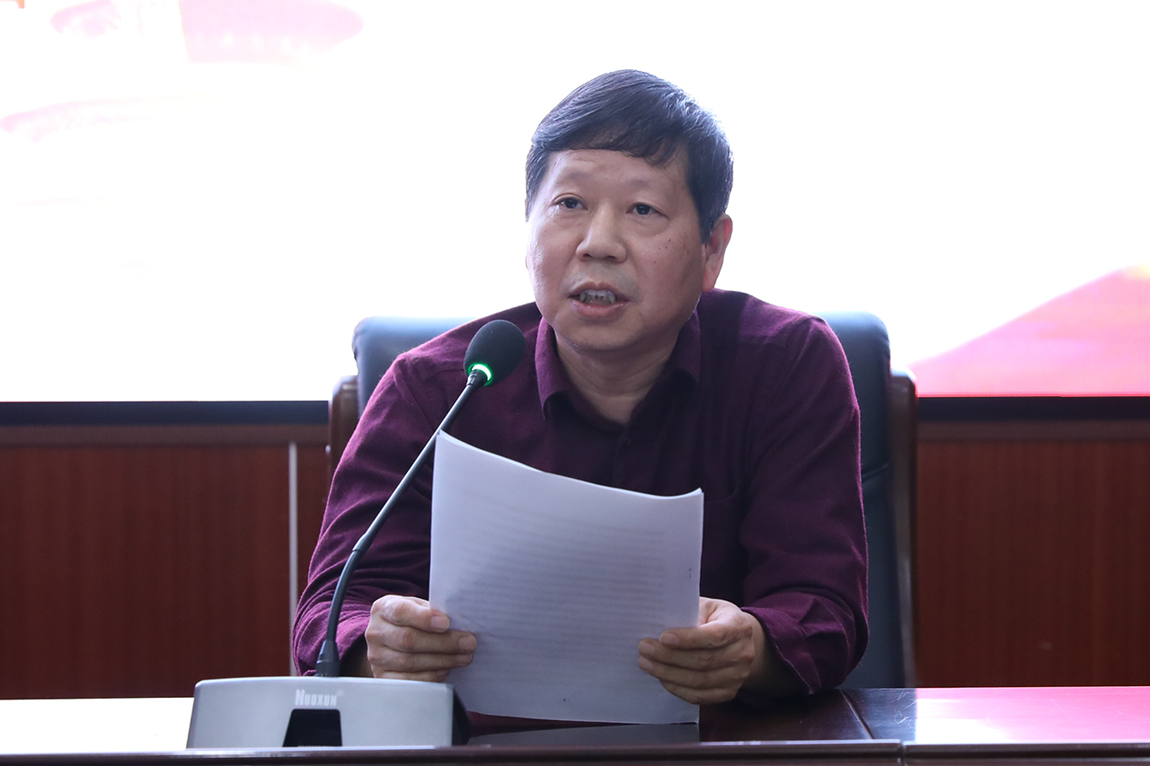 杏盛娱乐党委理论学习中心组（扩大）举行2022年第十次集体学习
