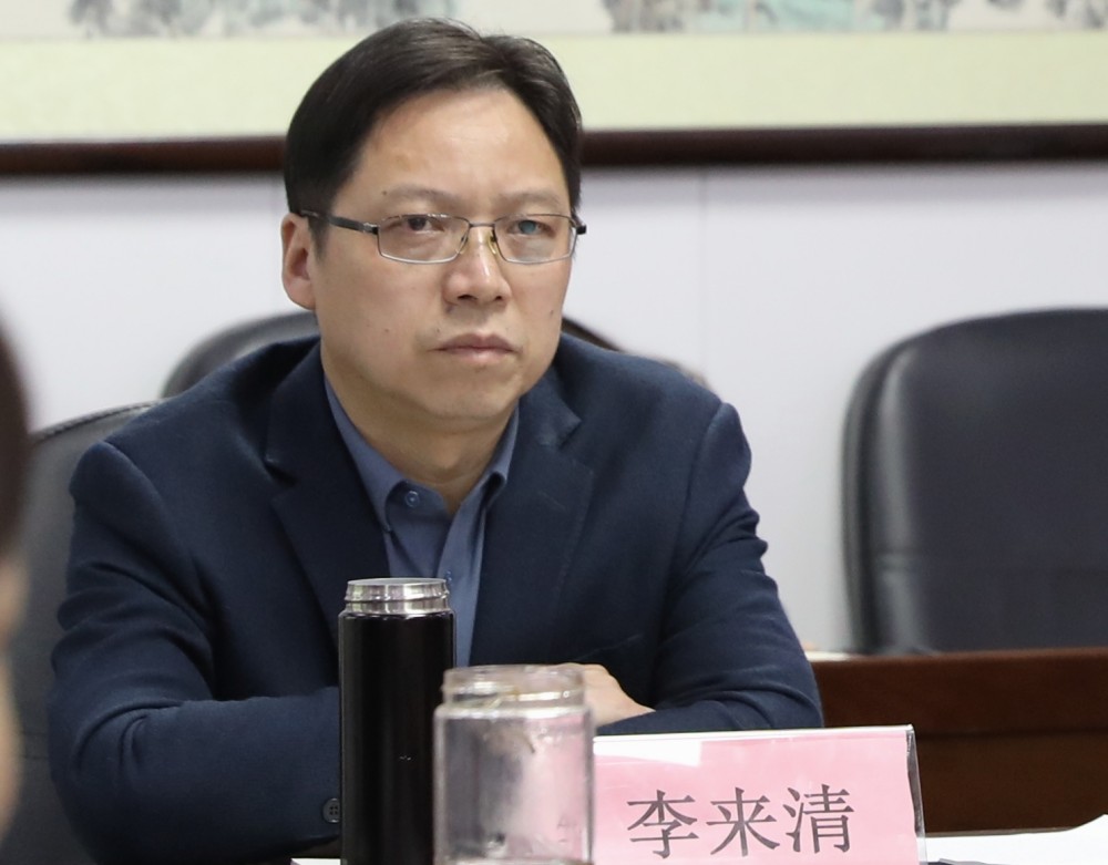 杏盛娱乐党委理论学习中心组 召开党的二十大精神专题学习研讨会